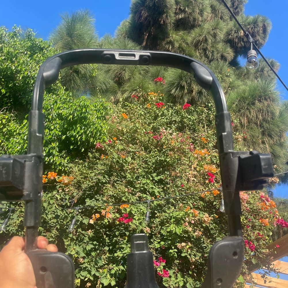 Nuna carseat adapter